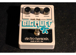 Electro-Harmonix Big Muff Pi with Tone Wicker (64780)