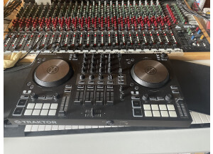 Native Instruments Traktor Kontrol S3 (86279)