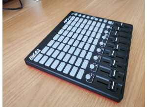 Akai Professional APC Mini (81594)