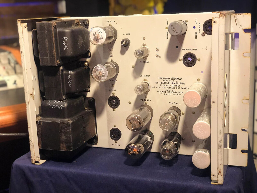 5703733.jpg 5703733.jpg