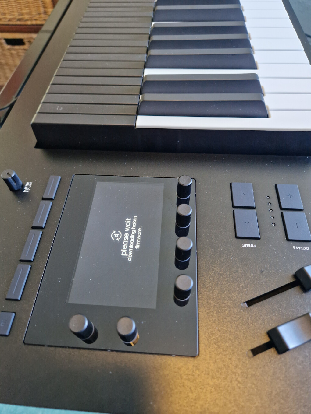 5704277.jpg 5704277.jpg