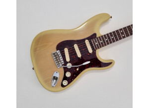 Fender Strat Plus Deluxe [1989-1999] (49274)