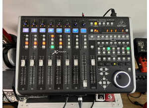 Behringer X-Touch (32076)