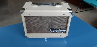 Epiphone Studio Acoustic 15C