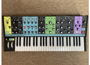 Moog Music Matriarch (94795)