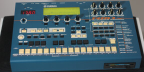 Yamaha RM1X sequencer remixer