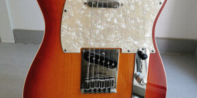 Vend Fender Amérian Deluxe Télécaster Maple S1