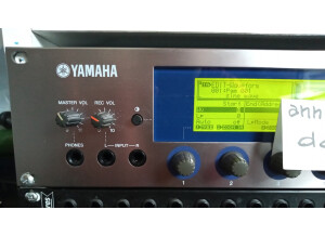 Yamaha A4000 (49215)