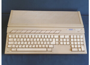 Atari 1040 STE (34638)