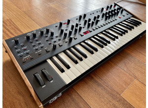 Dave Smith Instruments OB-6 (58414)