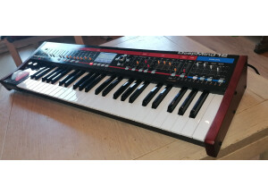 Behringer DeepMind 12 (37218)