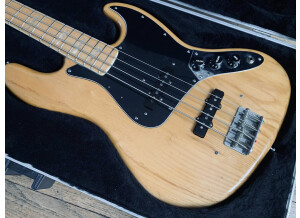 Fender Jazz Bass (1976) (3665)