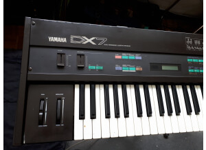 Yamaha DX7 (23968)