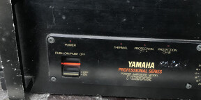 Vend ampli Yamaha PC 2002