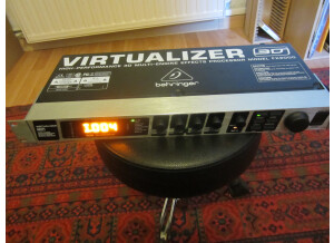 Behringer Virtualizer 3D FX2000