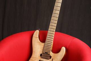 Charvel Guthrie Govan USA Signature HSH Flame Maple