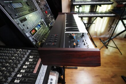 MiniKorg 700FS 2tof 03 Flanc gauche MiniKorg 700FS 2tof 03 Flanc gauche