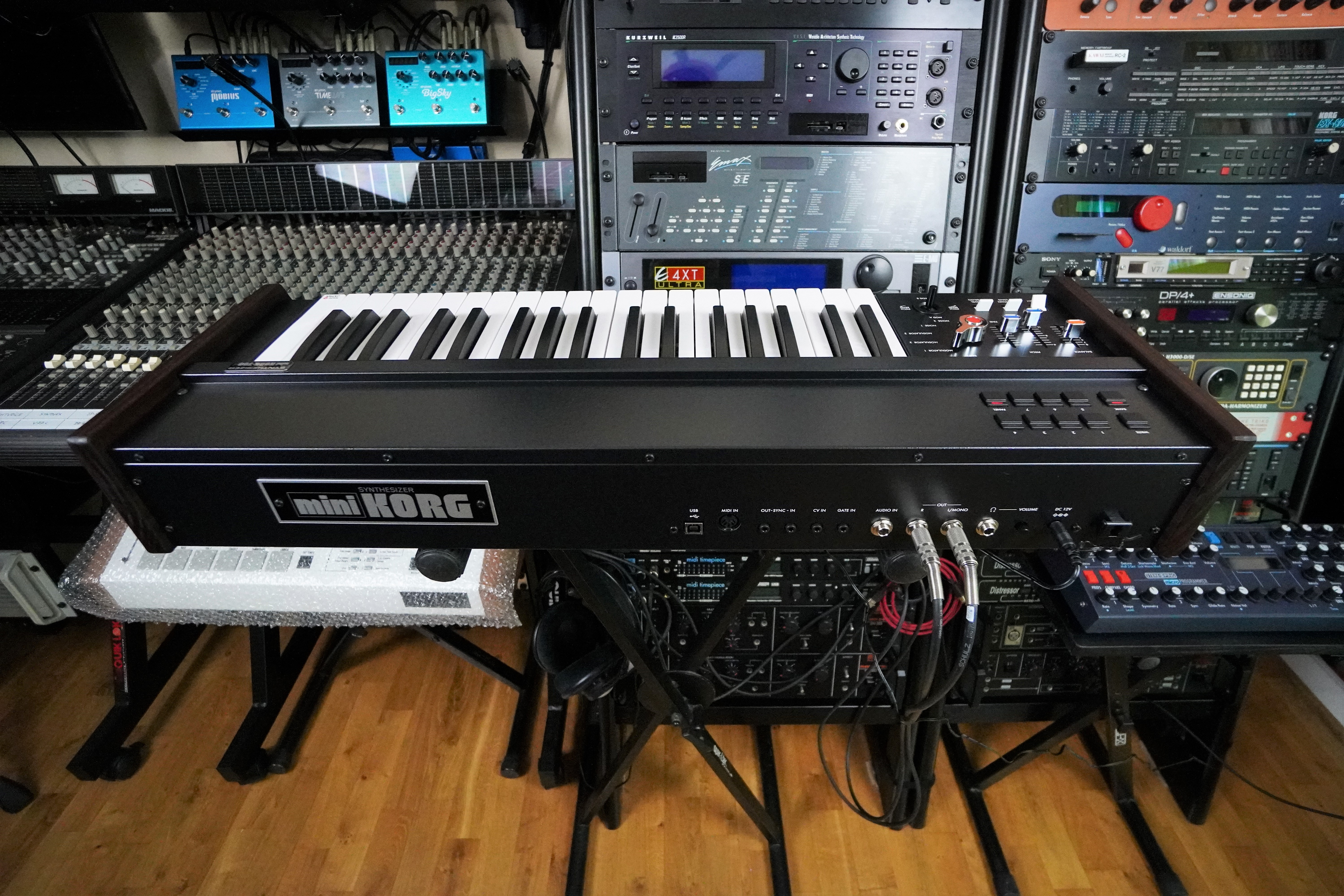 MiniKorg 700FS 2tof 13 Arri&egrave;re