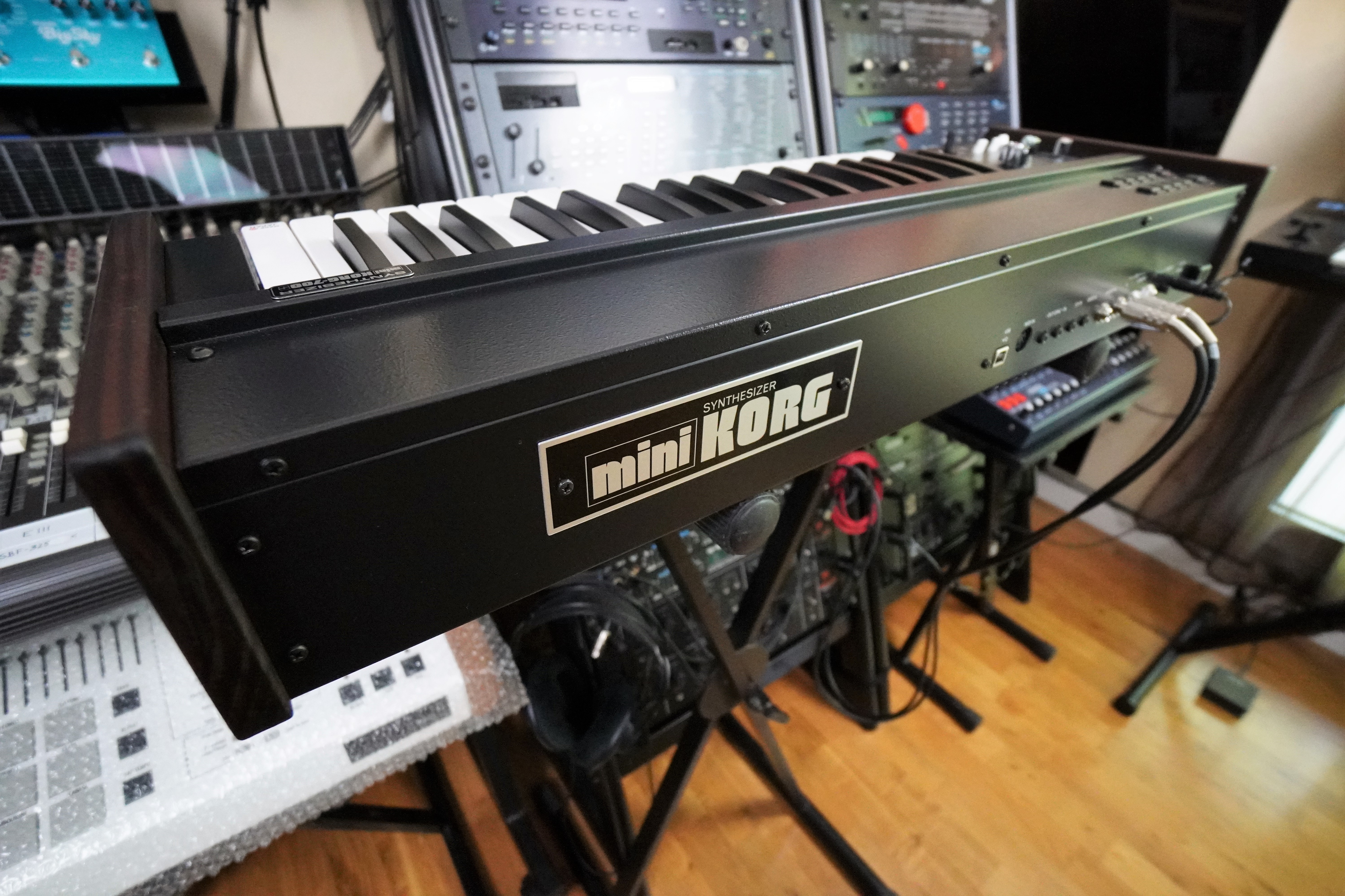 MiniKorg 700FS 2tof 15 Trois quart arri&egrave;re