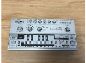 Cyclone Analogic Bass Bot TT-303 (55598)