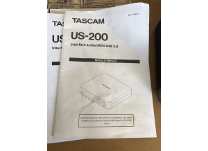 Tascam US-200