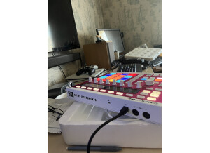 Native Instruments Maschine MKII (84247)