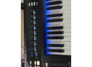 Native Instruments Komplete Kontrol S25 (5693)