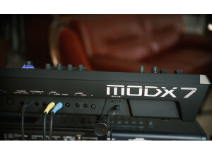 Yamaha MODX7-6