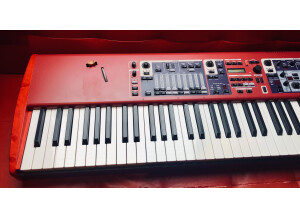 Clavia Nord Stage 88 (30102)
