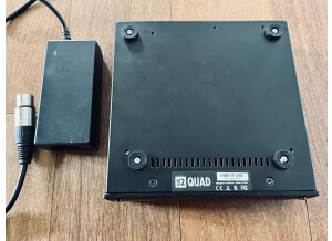 Universal Audio UAD-2 Satellite Thunderbolt - QUAD Core (48663)