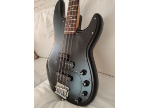 Fender Deluxe Active Precision Bass Special (2016)