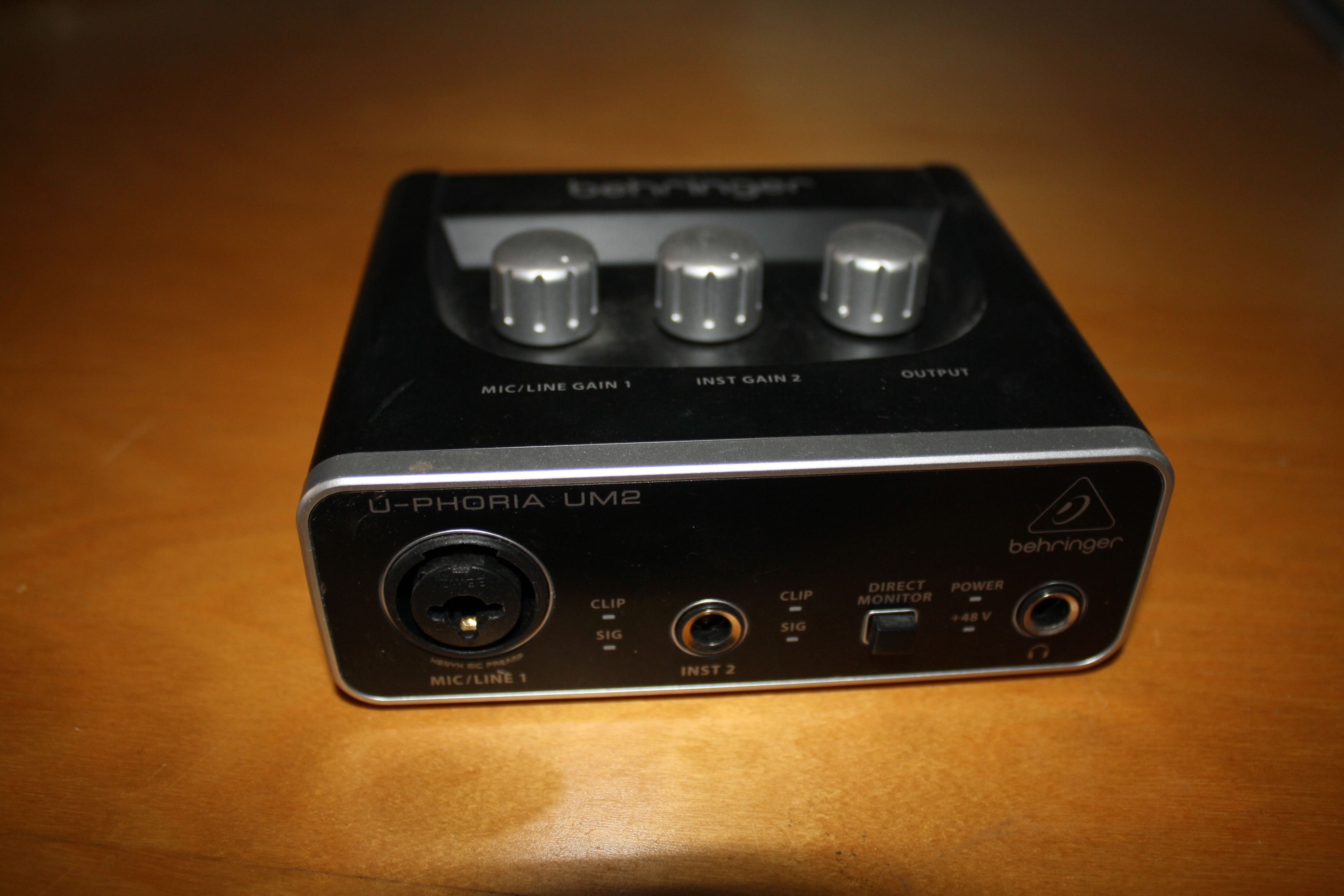 Vends Interface Behringer U-phoria UM2