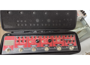 Mooer Red Truck (83724)