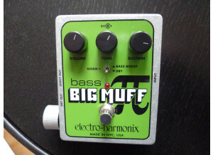 Electro-Harmonix Bass Big Muff Pi (73543)