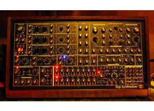 Grp A4 Synthesizer au Studio