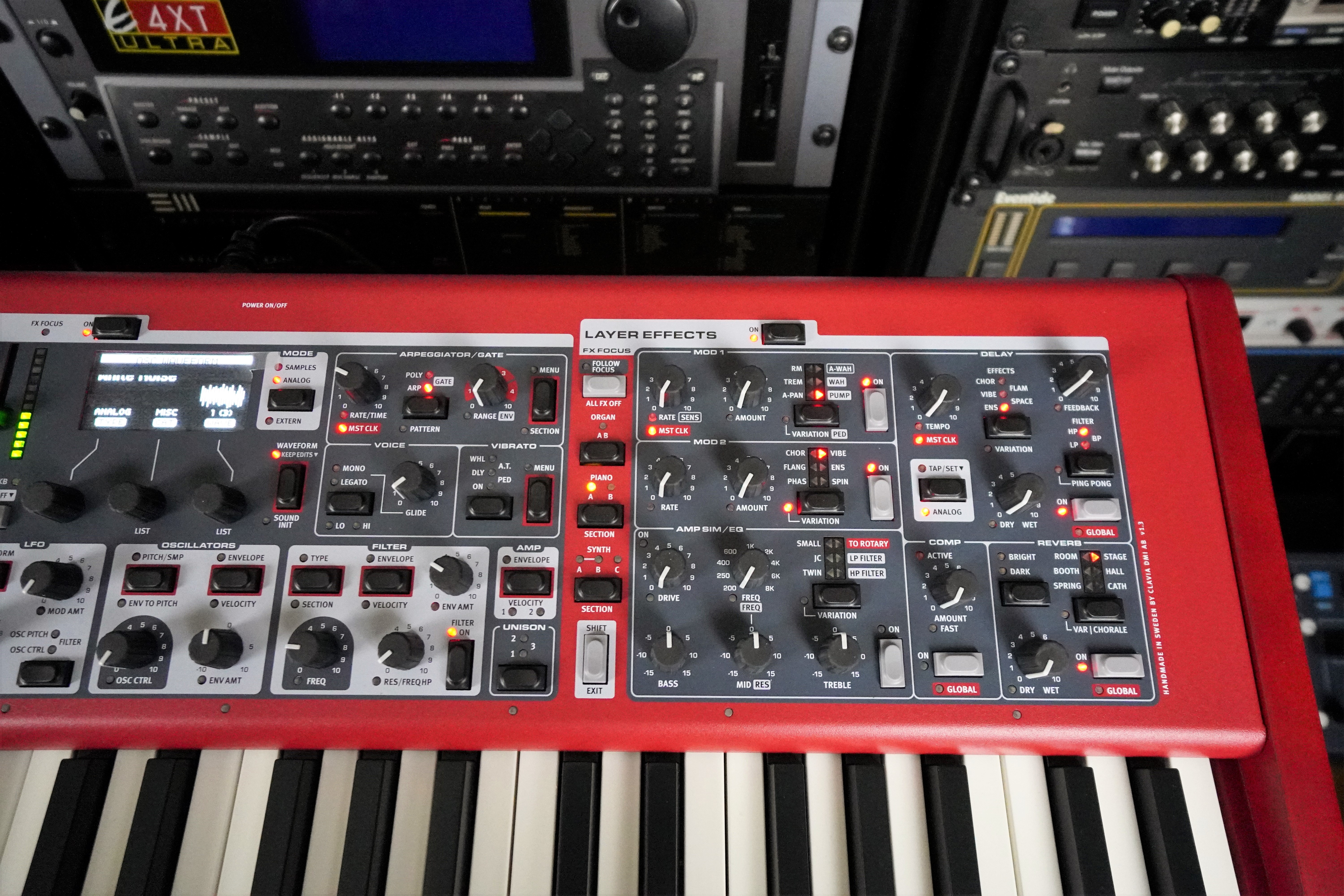 Nord Stage 4 2tof 09 Zoom droite