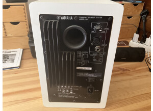 8D7043F9-2B92-448B-B92D-E04982A518DD