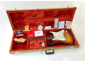 Fender American Vintage '65 Stratocaster (32520)