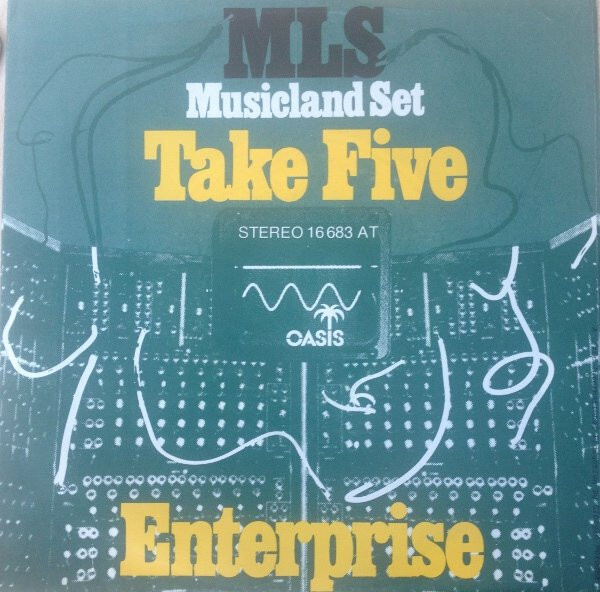 5740716.jpg 5740716.jpg