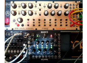 Moog Music DFAM (Drummer From Another Mother) (68396)