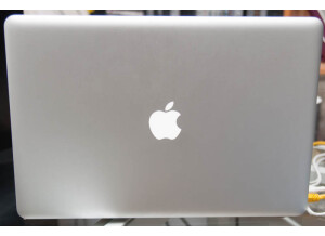 Apple MacBook Pro quad core i7