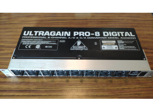 Behringer Ultragain Pro-8 Digital ADA8000 (47797)