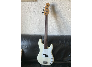 Fender American Standard Precision Bass Fretless (1995-2000)