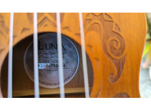 Luna Guitars Tattoo Soprano