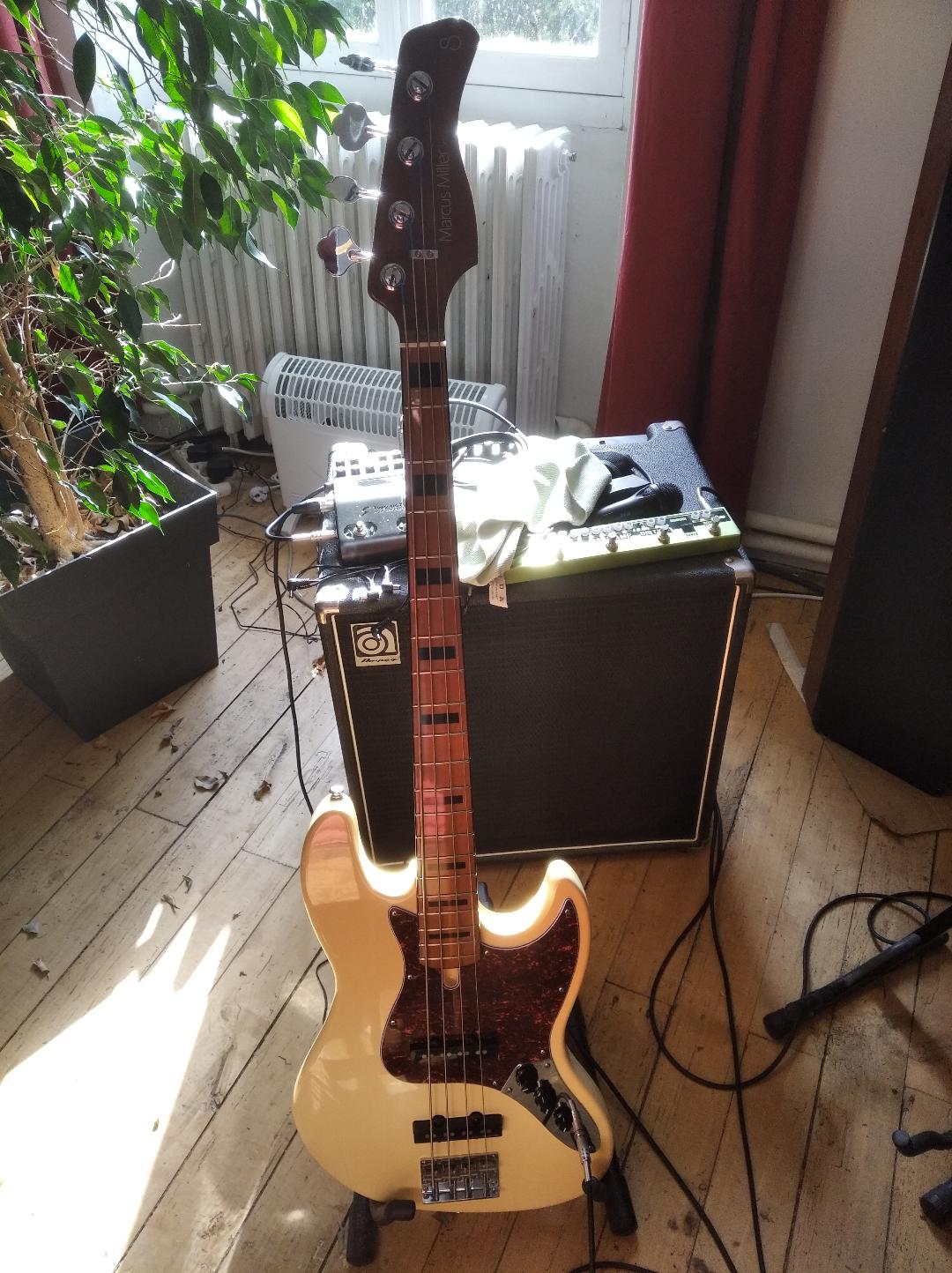 Sire Marcus Miller V5 4ST