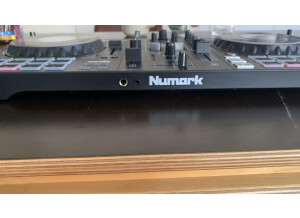 Numark Mixtrack Platinum FX (75968)