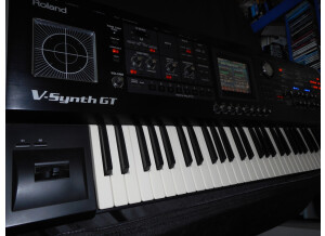 V-SYNTH GTT