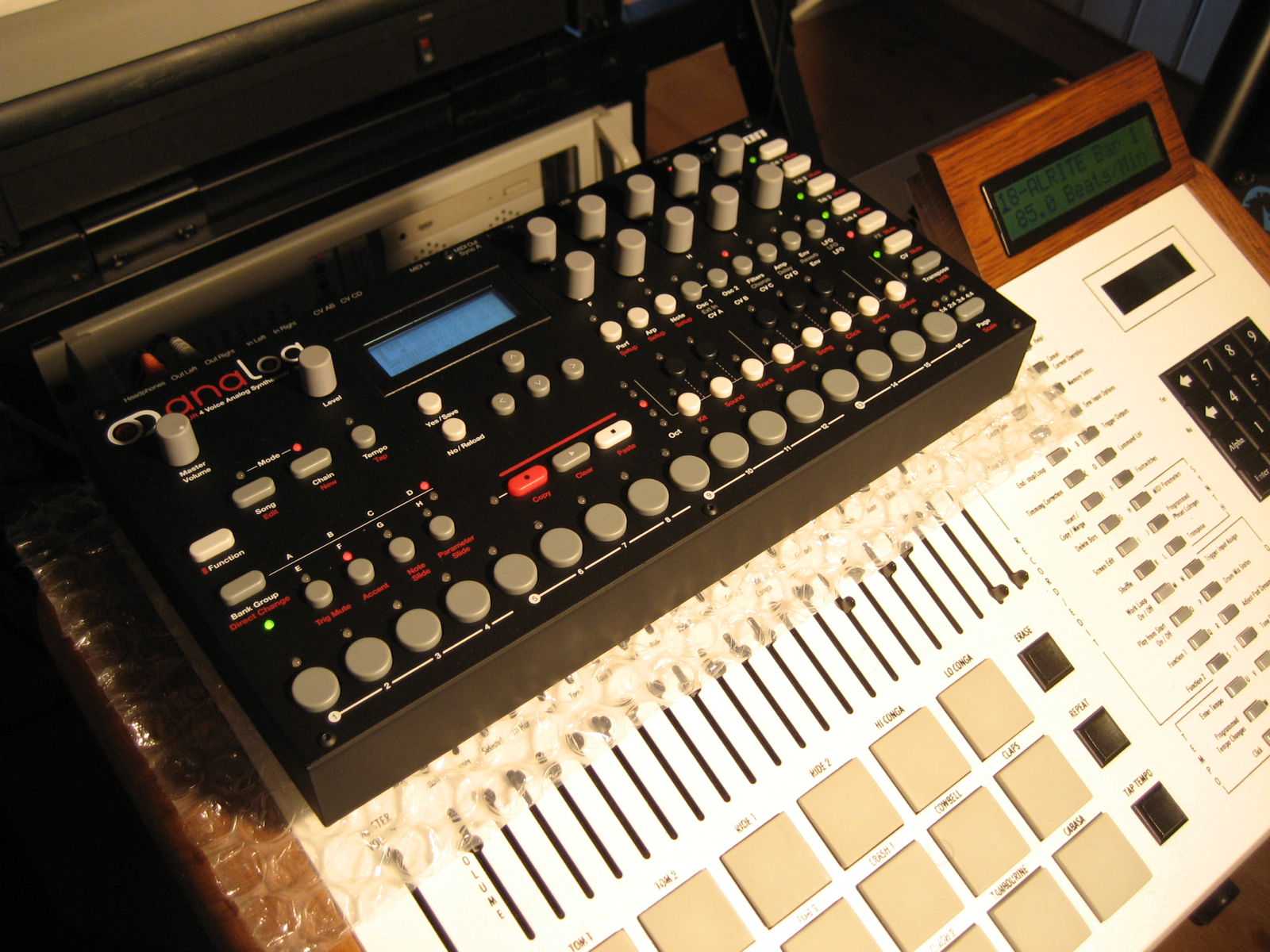 Elektron Analog Four