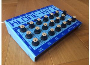 Honky Tonk Music Klone Dual Percussion Synth (7995)