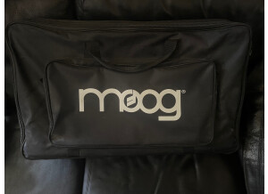 Moog Music SUB 37 (76837)